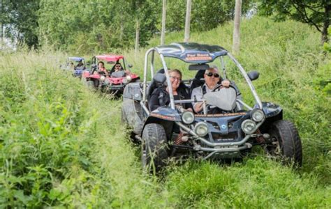 Zelf buggy rijden Zeeland een leuke tour als kado.